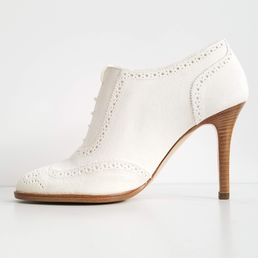 Ralph Lauren Purple Label White Suede Oxford Heels - Picture 3 of 8